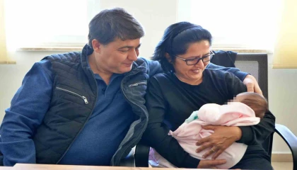 Antalyada 10 çocuk yeni ailesine kavuştu: Kendim doğurmuş gibiyim