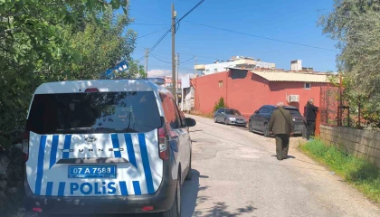 Antalyada 15 gün önce anjiyo olan şahıs evinde ölü olarak bulundu