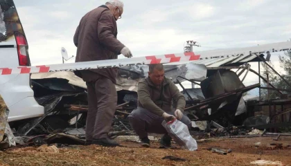 Antalyada 5i çocuk 6 kişinin öldüğü yangında sera sahibi tutuklandı