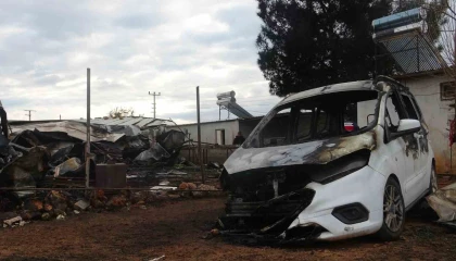 Antalyada yangın faciası sera işçisi anne ve 5 çocuğu hayatını kaybetti