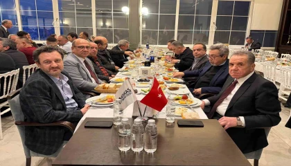 Atakaş ailesi iftar sofrasında buluştu
