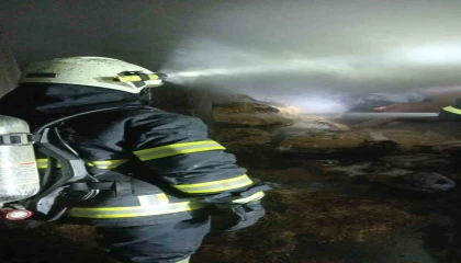 Burdurda evin altında bulunan saman balyaları yandı