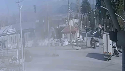 Burdurda genç sürücünün ölüme gittiği kaza kamerada