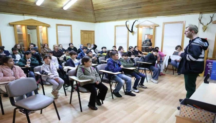 Büyükşehir Belediyesi çocuklara suyun önemini anlatıyor