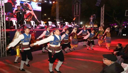 Cam Piramitte Karadeniz ve Burdur rüzgarı esti