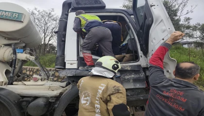 Defnede trafik kazası: 2 yaralı