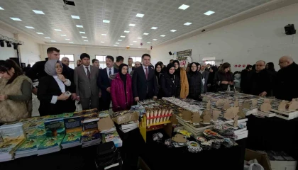 Hassada kitap şenliği