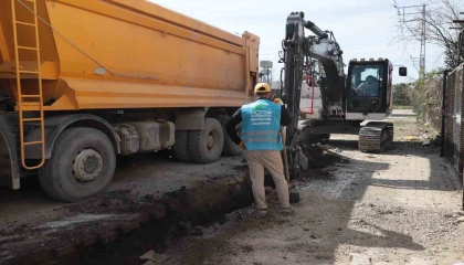Hatay Büyükşehir Belediyesi, Payasta içme suyu şebeke hattını yeniliyor