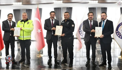 HATAY POLİSEVİ'NDE BAŞARI ÖDÜLLENDİRİLDİ