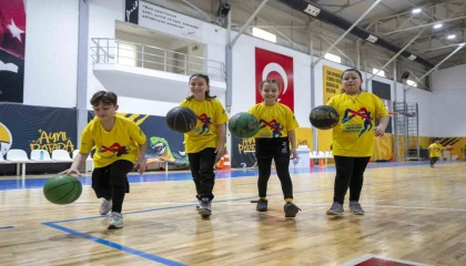 Hem spor hem kardeşlik: Dördüzler basketbolda buluştu