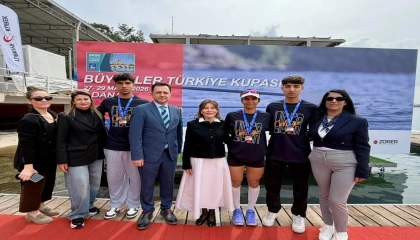 İstanbul Lider Koleji, Büyükler Türkiye Kupası Kürek Yarışlarından 3 madalya ile döndü