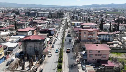 Kahramanmaraşta asfalt mesaisi sürüyor