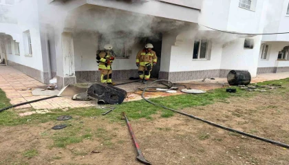 Kahramanmaraşta binada yangın paniği