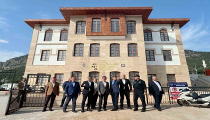 Kaşa modern hükümet konağı