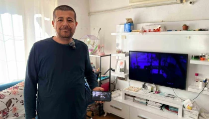 Keçilerine olan sevgisini teknolojiyle birleştirdi, anbean onları izliyor