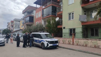 Kendisinden haber alamayan şahıs evinde ölü bulundu