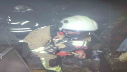 Kırıkhanda ev yangını