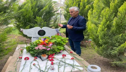 Köpek saldırısıyla hayalleri yarım kalan 10 yaşındaki Mahraya mezarı başında buruk anma