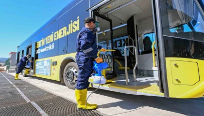 Mersinde toplu taşımada hijyen ve güvenlik ön planda