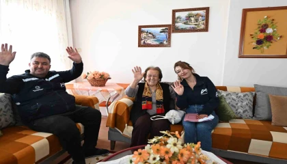 Mersinde yaşlılara evde bakım ve sosyal destek hizmeti