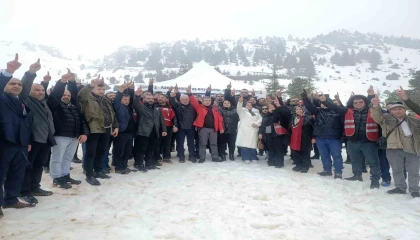 Muhsin Yazıcıoğlu, vefatının 17. yılında Keş Dağında anıldı