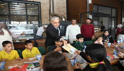 Osmaniyede 100 Atık Pile Bir Pizza projesine miniklerden destek