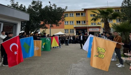 Osmaniyede Nevruzda hem eğlendiler hem yardım ettiler