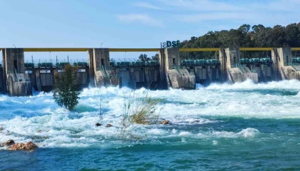 Seyhan Barajında kapaklar açıldı: Çağlayan sular Seyhan Nehri ile buluştu