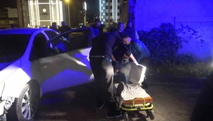 Seyir halindeyken kriz geçirip bayıldı, faciadan dönüldü: 2 yaralı