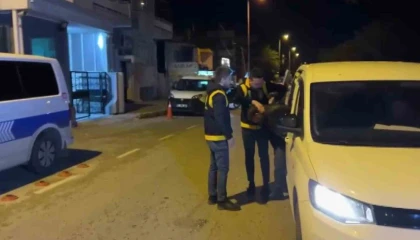 Sopayla sürücünün üzerine yürüyen taksiciye 201 bin lira ceza ve tutuklama