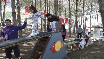Tarsus Gençlik Kampında üç kuşak bir araya geldi