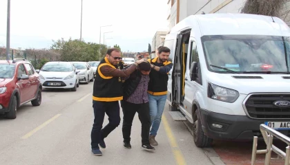 Trafik magandası baba-oğul tutuklandı