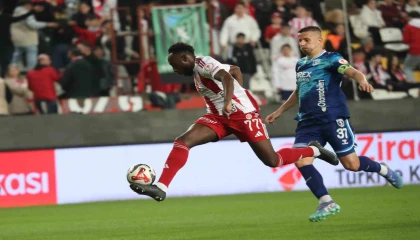 Ziraat Türkiye Kupası: Antalyaspor: 0 - Samsunspor: 0 (İlk yarı)
