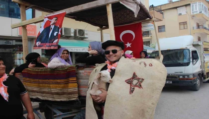 27. Geleneksel Kumluca Tarım ve Seracılık Festivali Yörük Göçü ile başladı