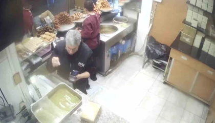 3 kadının telefonunu yankesicilik yöntemiyle çaldı, ifadesi şaşkına çevirdi: Dayanamayıp çalıyorum