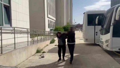 Adanada 32 firari torbacı yakalandı