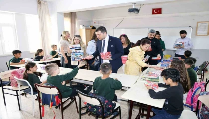 Adanada çocuklar unutulmadı