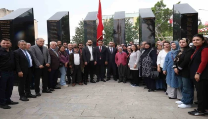 Adanada Şehitlik Anıtı dualarla açıldı