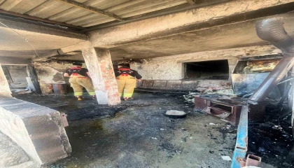 Afşinde ev yangını: 4 kişi dumandan etkilendi