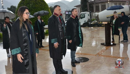 ANTAKYA’DA AVUKATLAR GÜNÜNDE DUYGULU ANLAMLI TÖREN