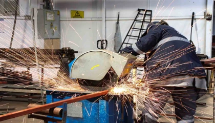 Antalya Büyükşehir Belediyesi kent mobilyalarını kendi atölyelerinde üretiyor