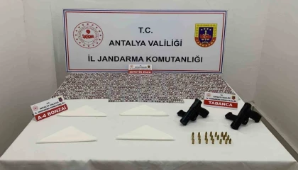 Antalyada 528 bin kullanımlık uyuşturucu madde ele geçirildi