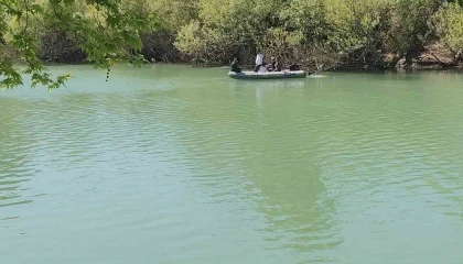 Antalyada kayıp zabıtanın arandığı ırmaktan ikinci günde de sonuç alınamadı