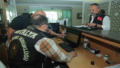 Antalyada konaklama ve araç kiralama firmalarına eş zamanlı denetim