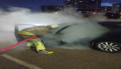 Arsuzda otomobil yangını