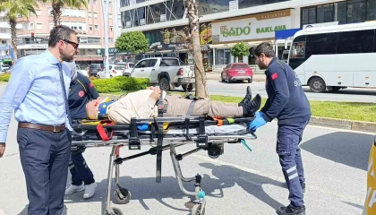 Aynı istikamette ilerlerken çarpışan motosikletlerden biri devrildi: 1 yaralı