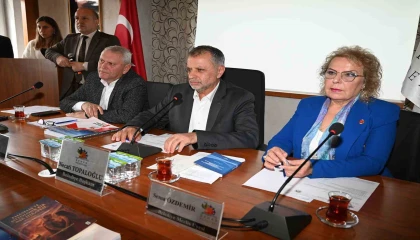 Başkan Topaloğlu: Yollardaki kazılar altyapı kurumlarına ait