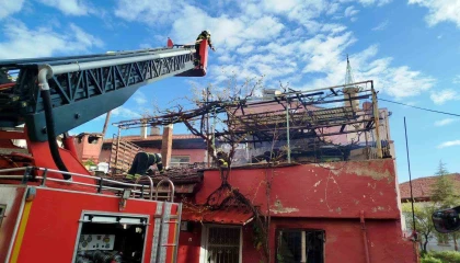 Burdurda müstakil evde yangın paniği