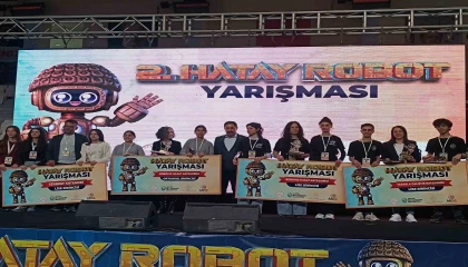 Depremzede öğrencilerin hayallerini gerçeğe dönüştürdükleri Hatay Bot robot yarışması sona erdi