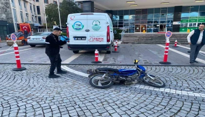 Elindeki pompalı tüfekle belediye binasına ateş açtı